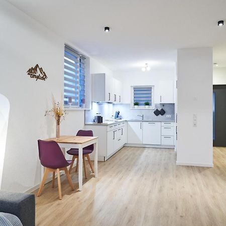 Apartwehr Business&Ferien Apartment Lila Exteriör bild